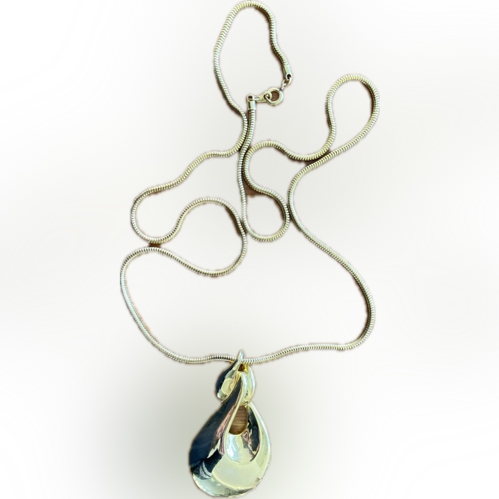 Gold Rope Chain Gold Double Loop Pendant